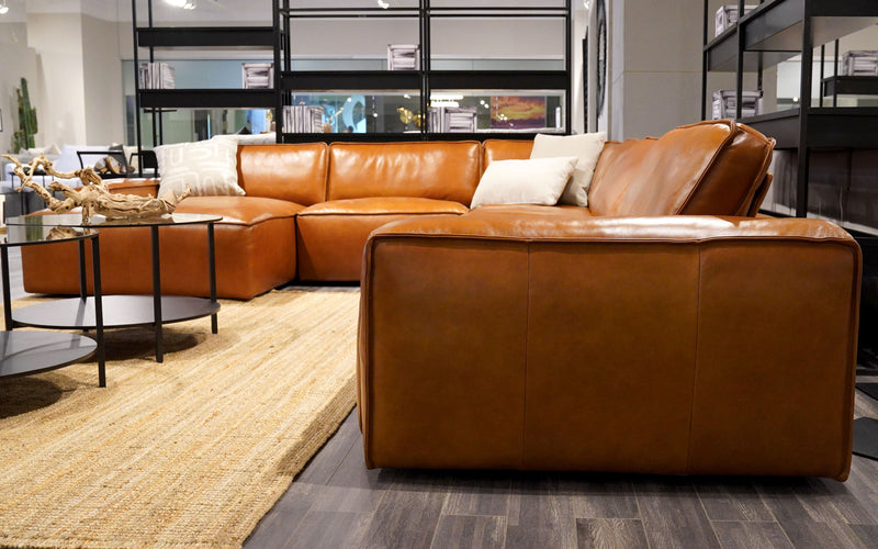 Loto Modern Motion Sectional